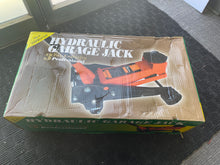 Load image into Gallery viewer, 6600Ib 3Ton Floor Jack Brand New
